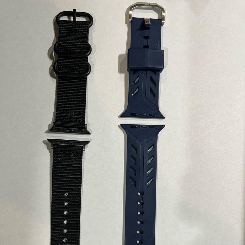 Interchangeable Apple Watch Bands - Black Nylon & Navy Silicone